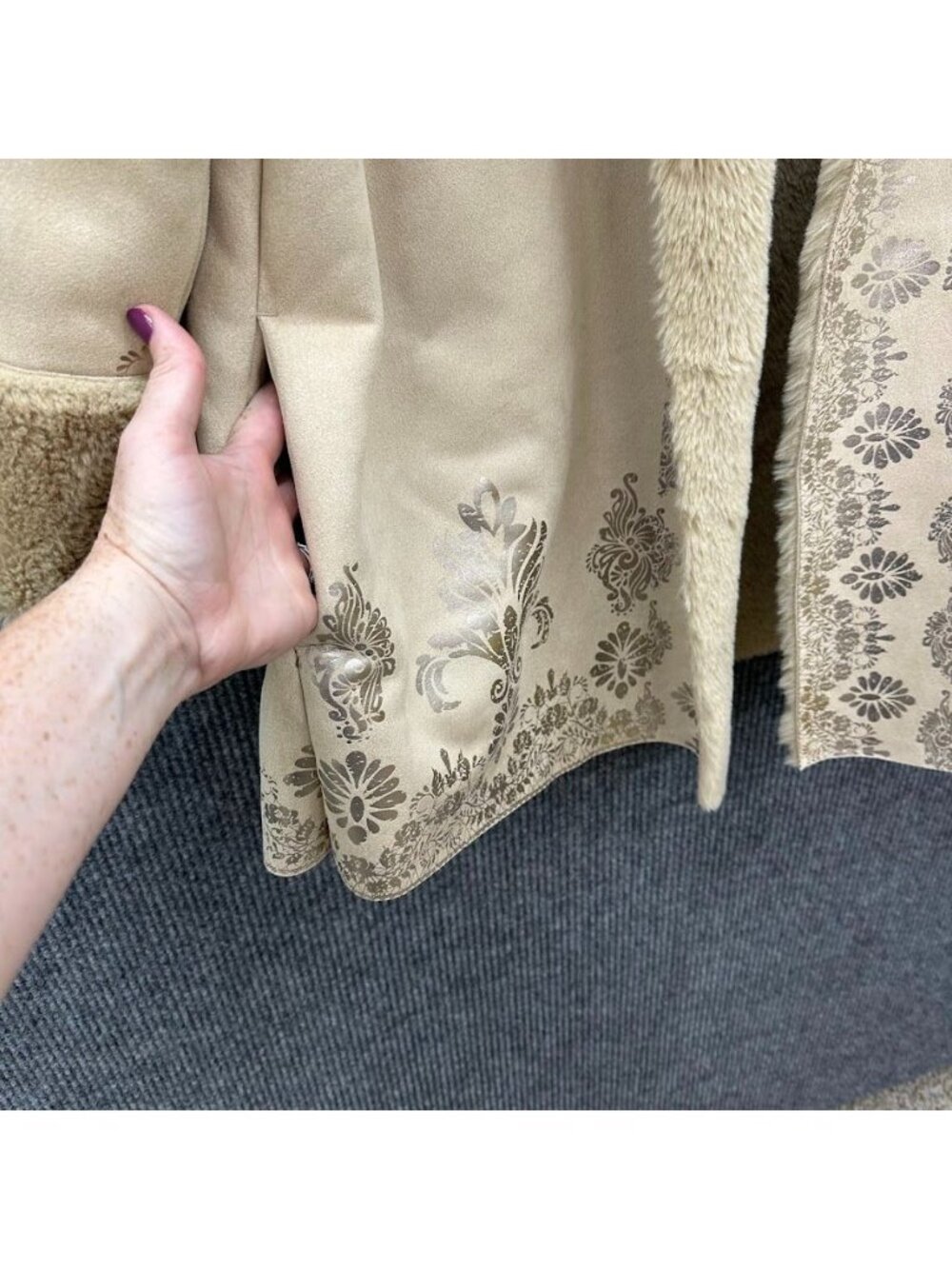 Soft Surroundings Brigitta Coat Embroidered Faux Fur Lined Womens Plus Size 1X - Picture 4 of 8